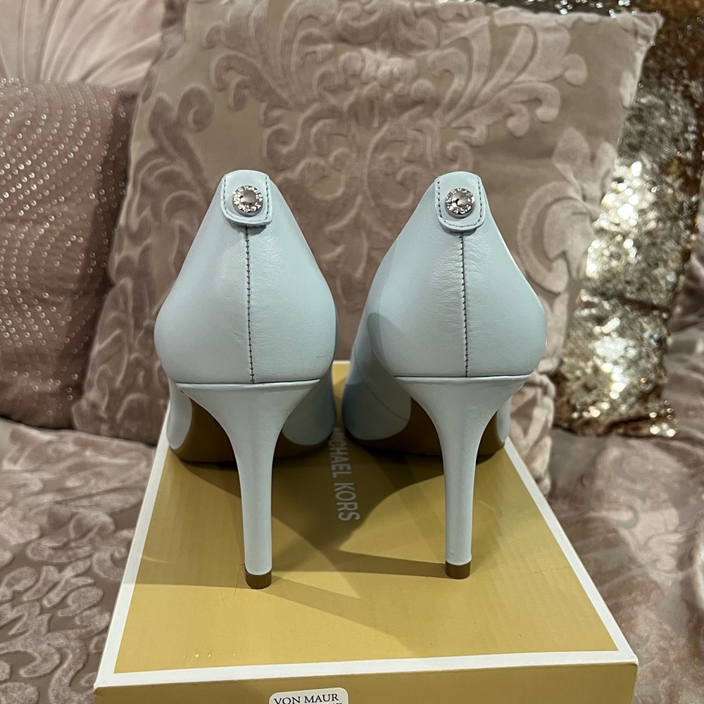 Michael Kors light blue Pumps - Picture 3 of 3